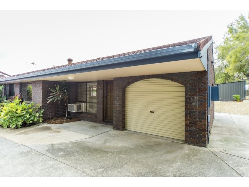 1/8 Jean Street, Labrador QLD 4215