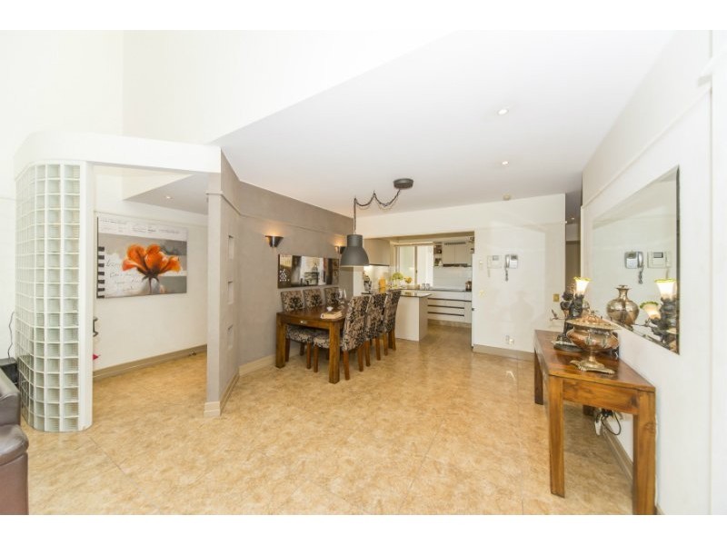 14/76 Chichester Drive, Arundel QLD 4214