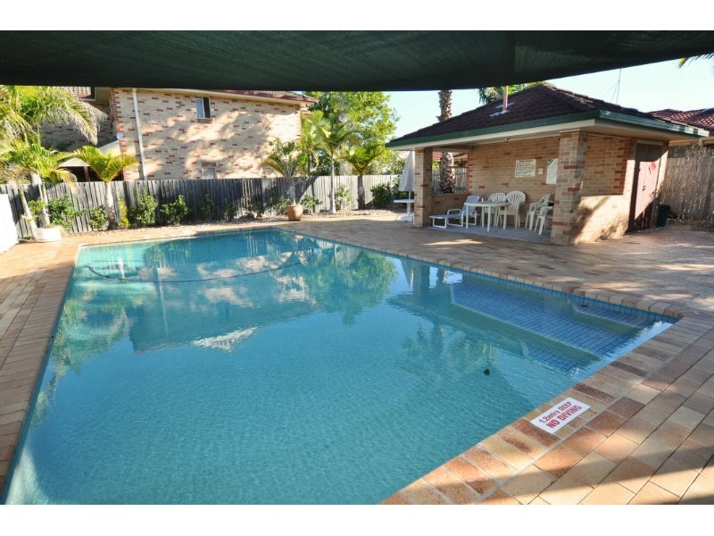 7/2 Brown Street, Labrador QLD 4215