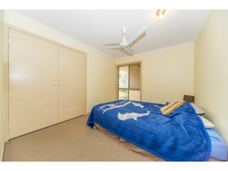 22 Footscray Court, Arundel QLD 4214