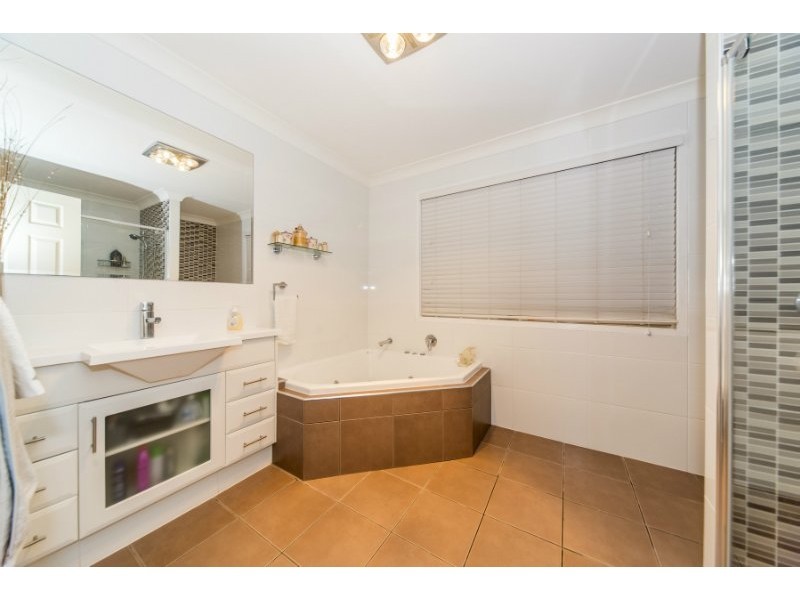 45 Melbourne Road, Arundel QLD 4214