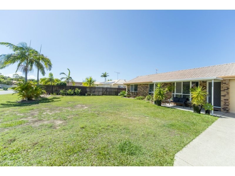 1/6 Hentdale Court, Labrador QLD 4215