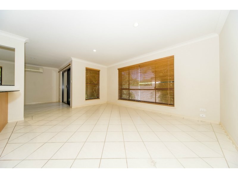 4/68 Broad Street, Labrador QLD 4215