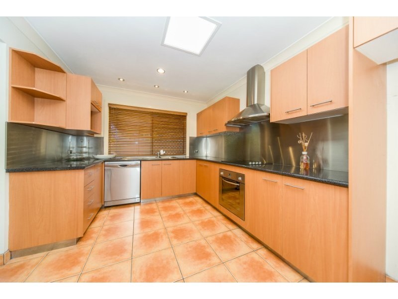 48 Allied Drive, Arundel QLD 4214