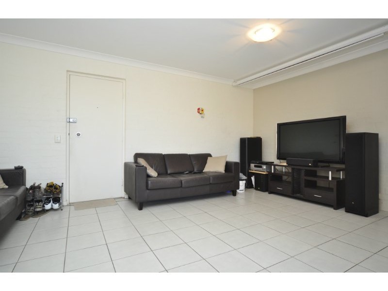 36/13 Brown Street, Labrador QLD 4215