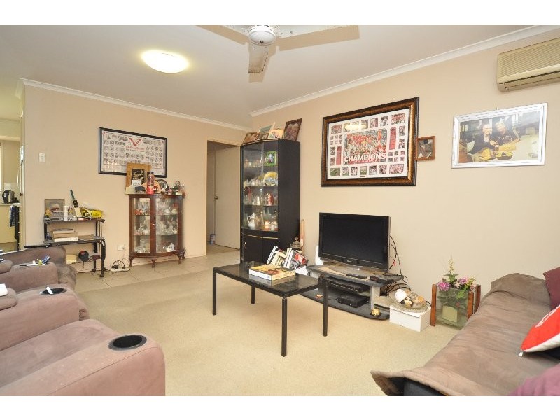 1/112 Little Usher Avenue, Labrador QLD 4215