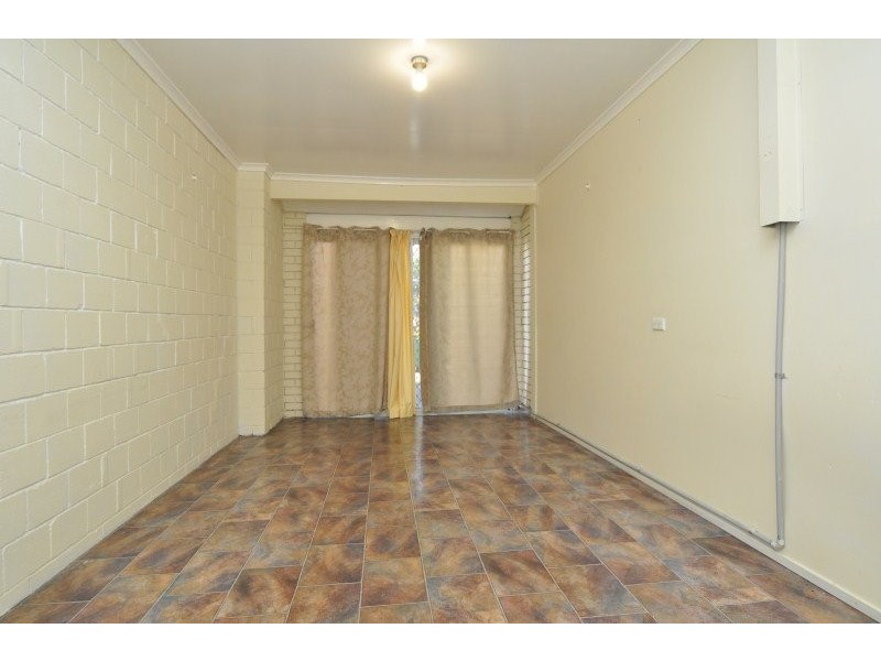 1/112 Little Usher Avenue, Labrador QLD 4215