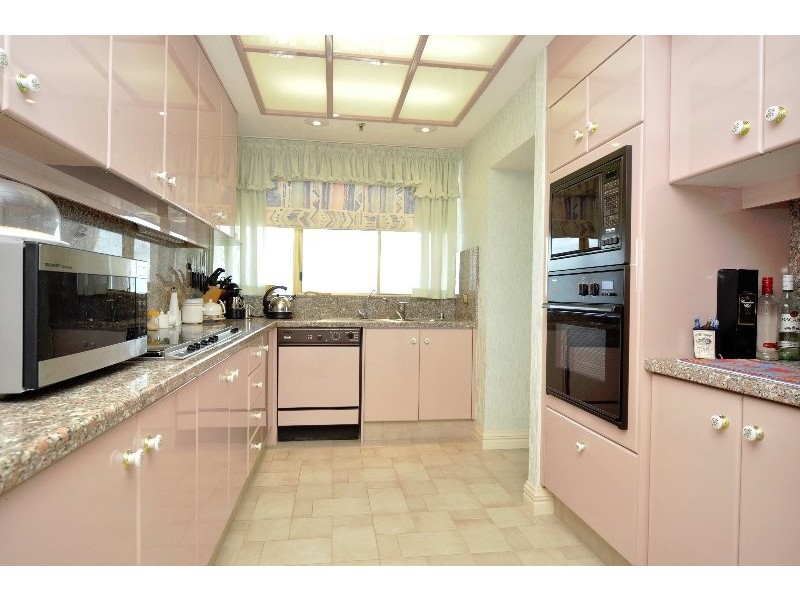 33/19 Oatland Esplanade, Runaway Bay QLD 4216