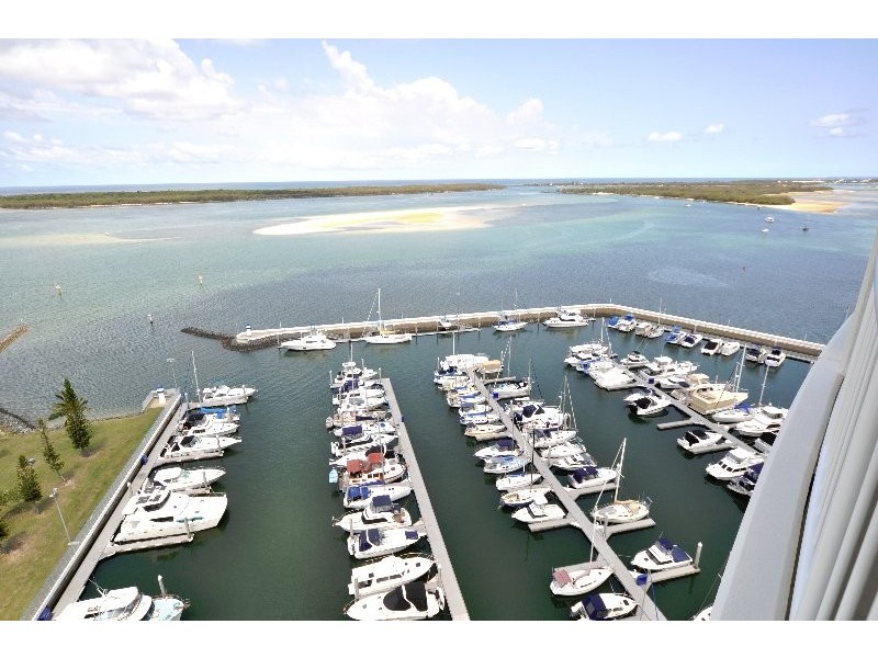 33/19 Oatland Esplanade, Runaway Bay QLD 4216