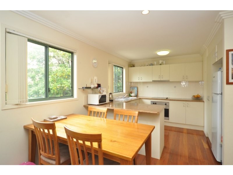 1/3-5 Bradford Street, Labrador QLD 4215