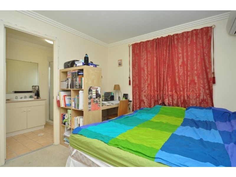 1/3-5 Bradford Street, Labrador QLD 4215