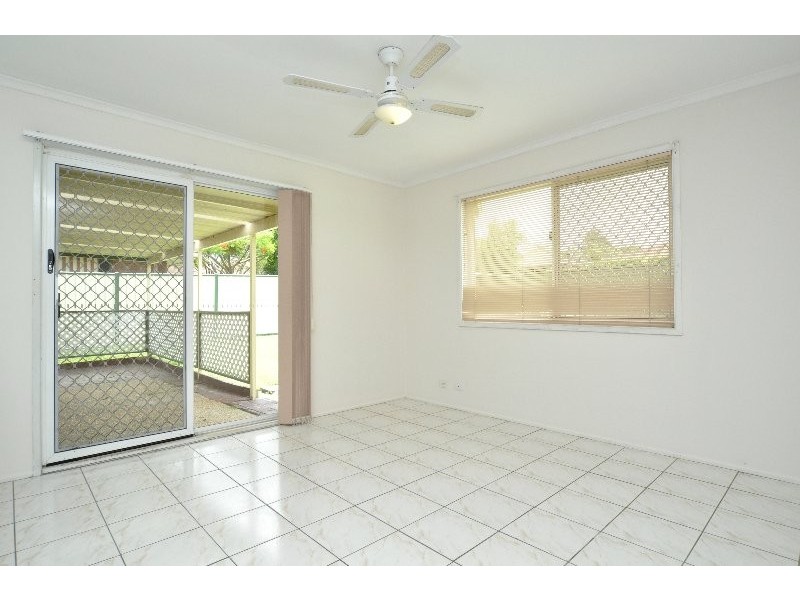 138 Olsen Avenue, Arundel QLD 4214