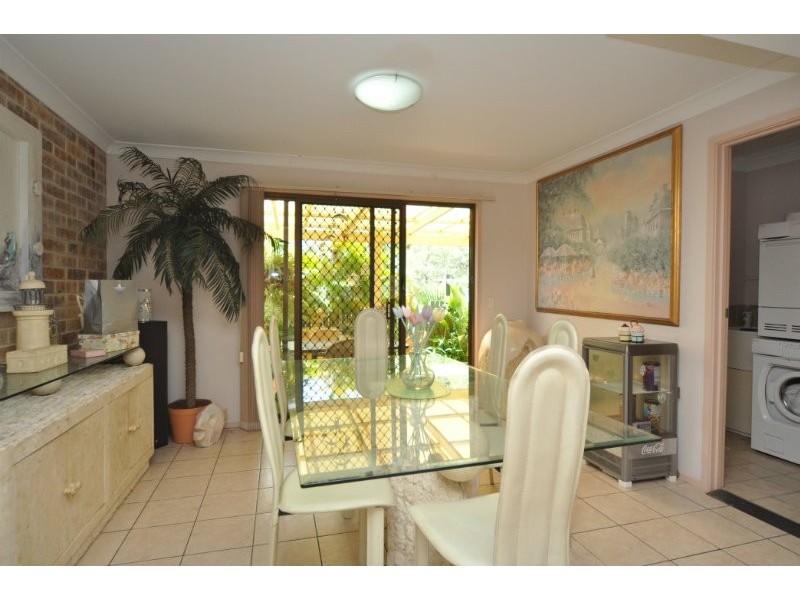 30/71 Olsen Ave, Labrador QLD 4215