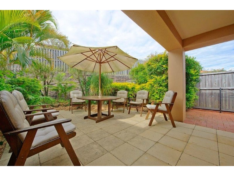 72/24 Amsonia Court, Arundel QLD 4214