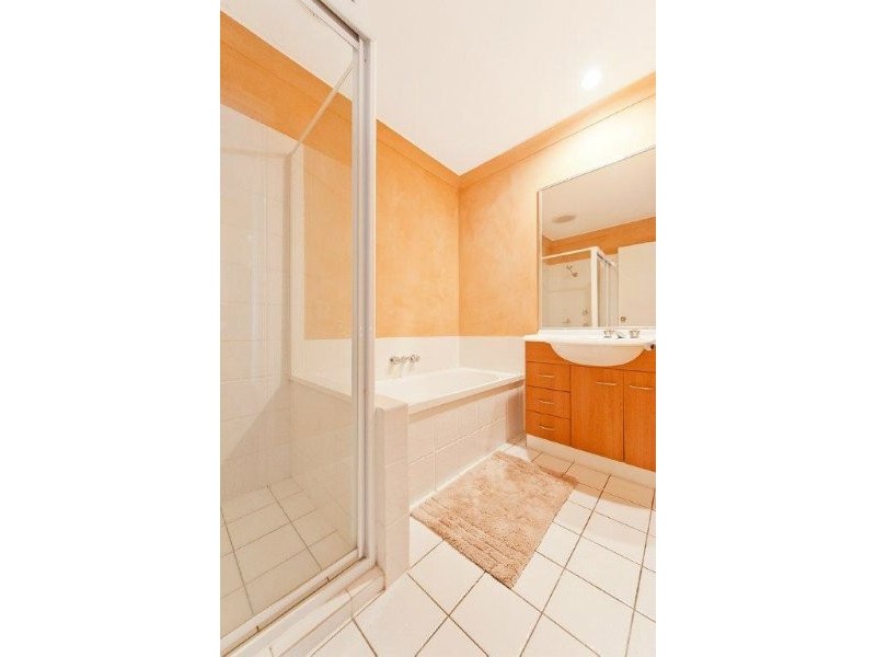 72/24 Amsonia Court, Arundel QLD 4214