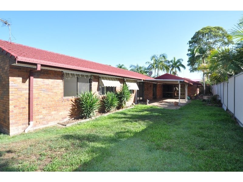 27 Merinda Court, Southport QLD 4215