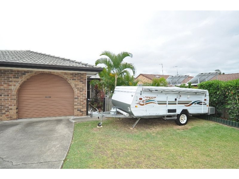 1/279 Government Road, Labrador QLD 4215