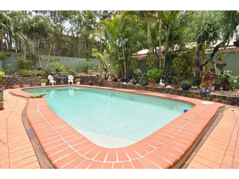 13 Chiffley Place, Arundel QLD 4214