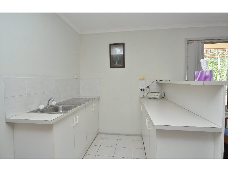 13 Chiffley Place, Arundel QLD 4214
