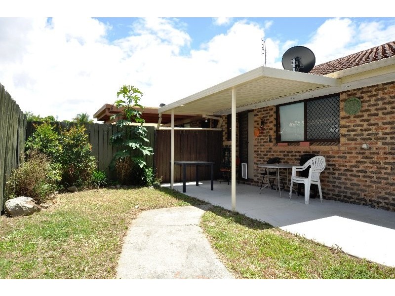 1/116 Little Usher Ave, Labrador QLD 4215