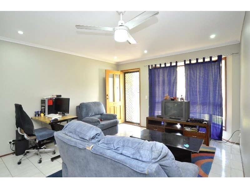 1/116 Little Usher Ave, Labrador QLD 4215