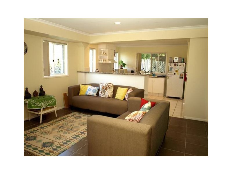 1/61 Imperial Parade, Labrador QLD 4215