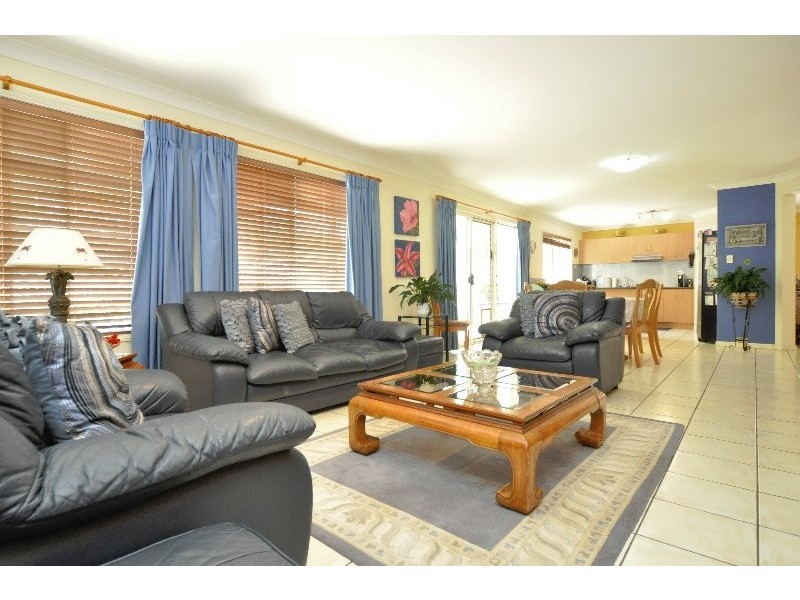 20 Watergum Parade, Molendinar QLD 4214