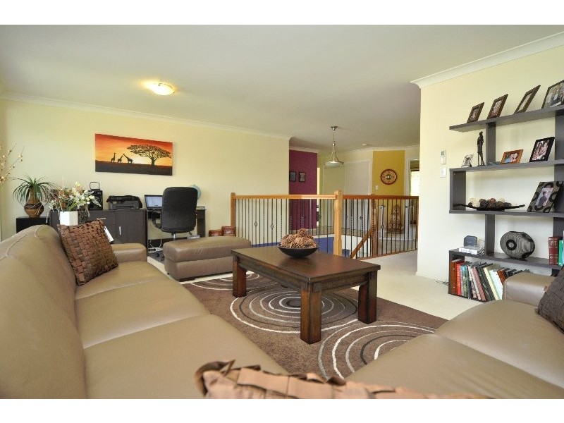 20 Watergum Parade, Molendinar QLD 4214