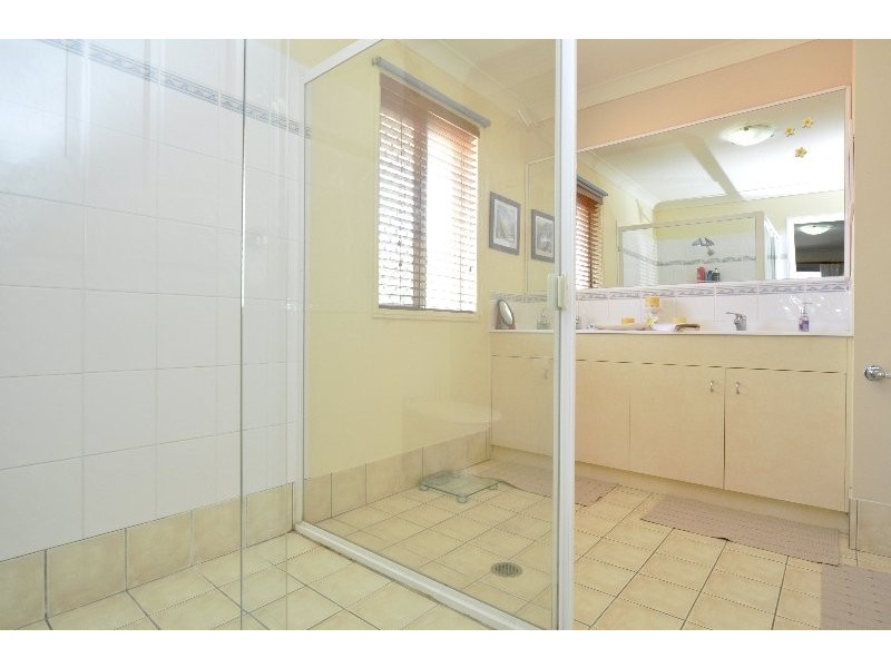 20 Watergum Parade, Molendinar QLD 4214