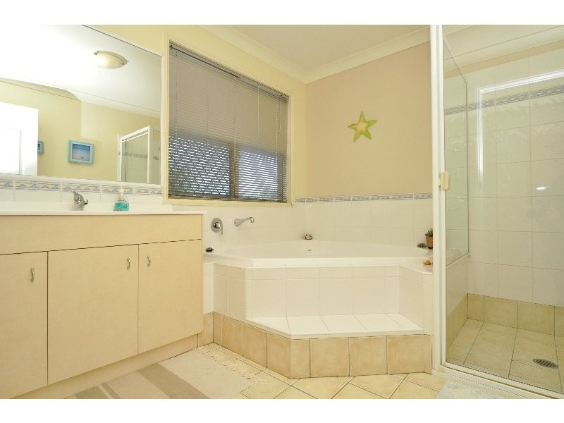 20 Watergum Parade, Molendinar QLD 4214