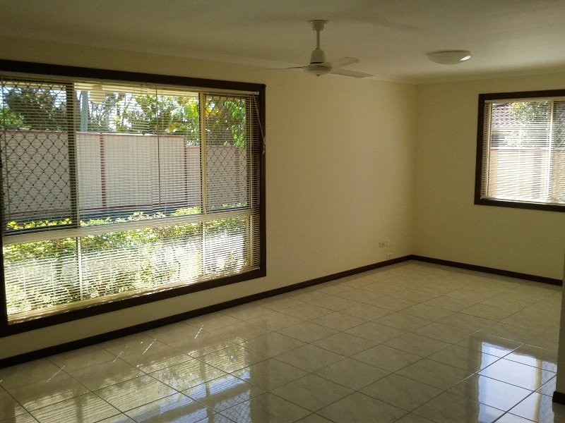 2/36 McMillan Street, Labrador QLD 4215