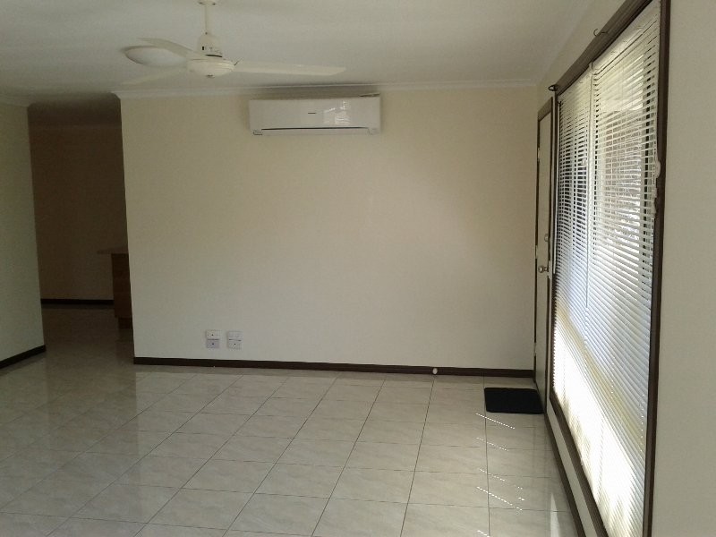 2/36 McMillan Street, Labrador QLD 4215