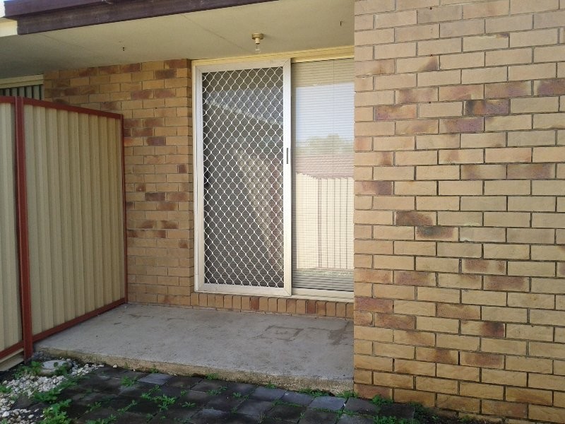 2/36 McMillan Street, Labrador QLD 4215