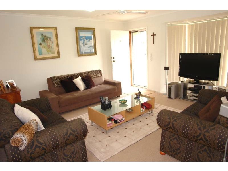 4/25 McMillan Street, Labrador QLD 4215