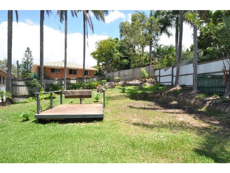 56 Kindra Avenue, Southport QLD 4215