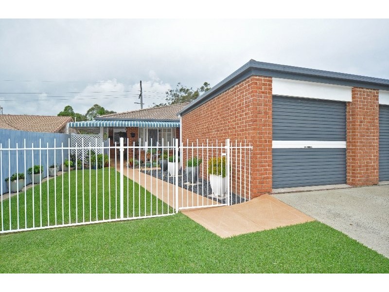 1/3 Jannie Court, Labrador QLD 4215