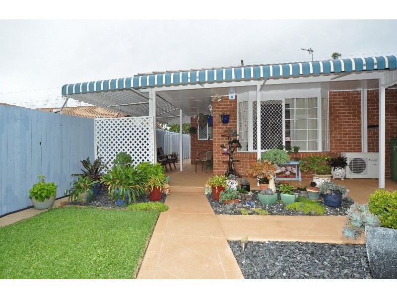 1/3 Jannie Court, Labrador QLD 4215