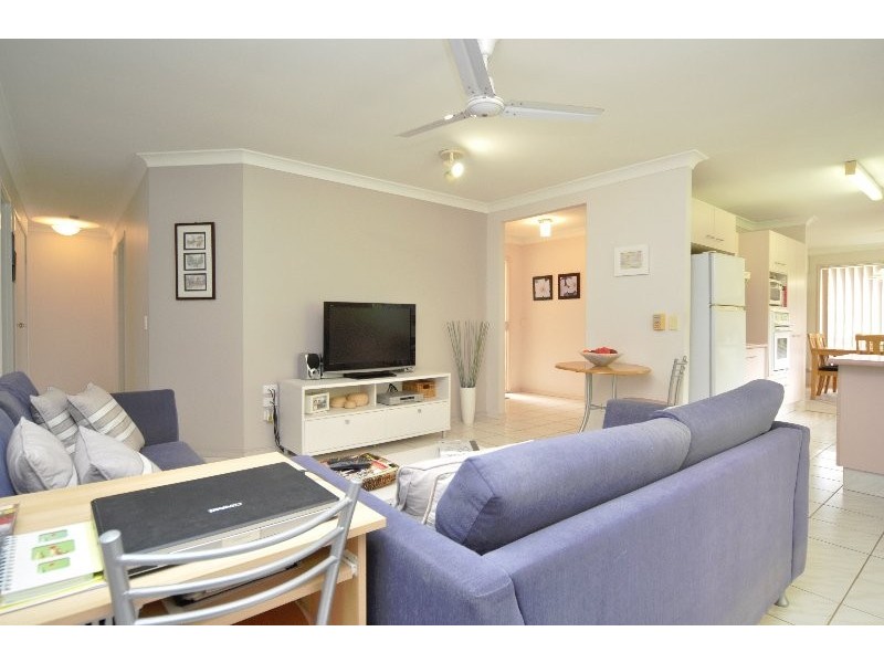 4 Zoeller Drive, Parkwood QLD 4214