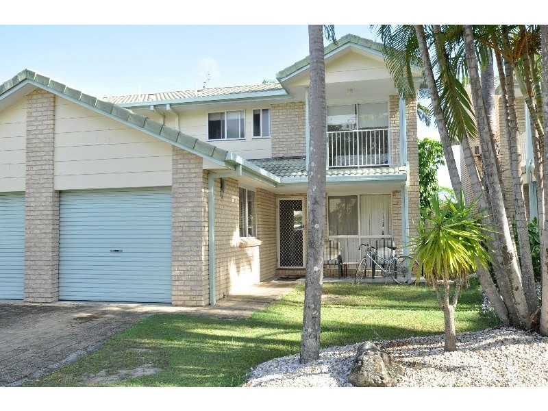 14/14 Liam Court, Labrador QLD 4215