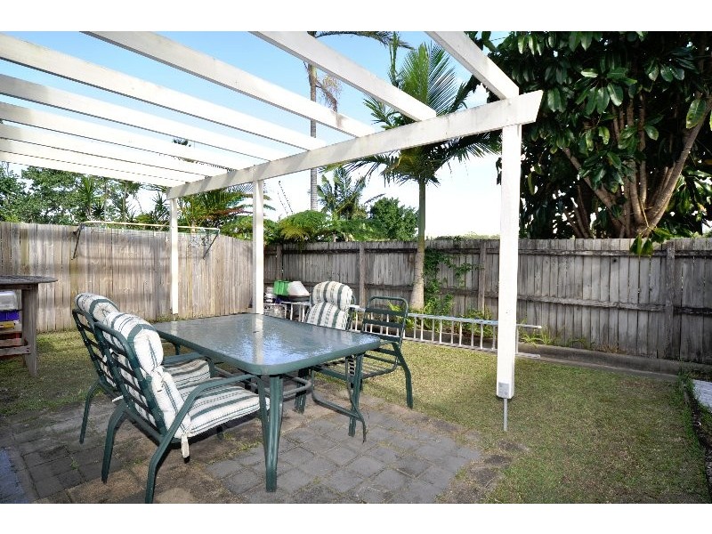 14/14 Liam Court, Labrador QLD 4215