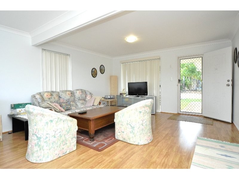14/14 Liam Court, Labrador QLD 4215