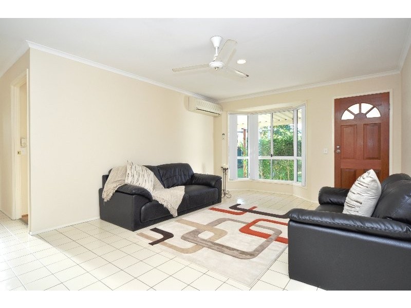 2/3 Hentdale Court, Labrador QLD 4215