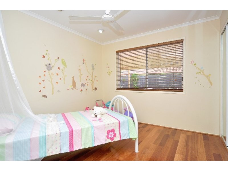 2/3 Hentdale Court, Labrador QLD 4215