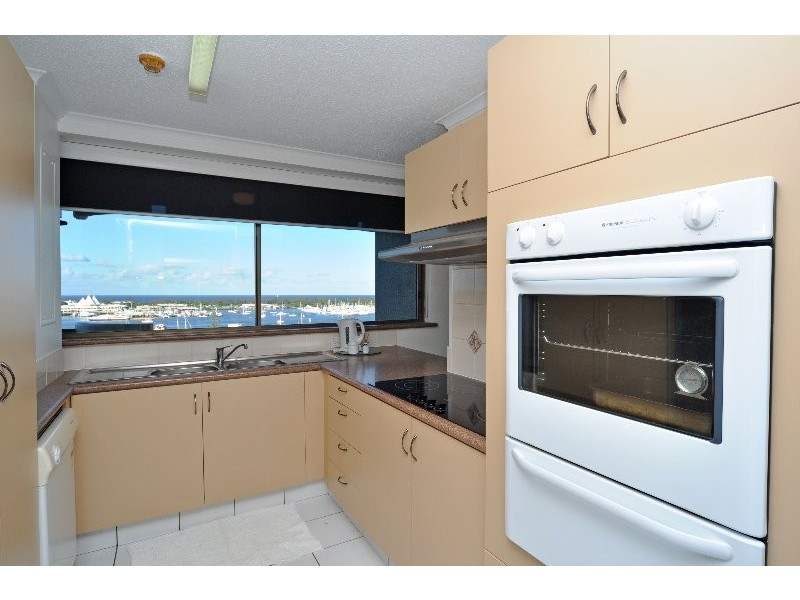 11F/10 Marine Parade, Southport QLD 4215