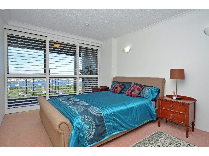 11F/10 Marine Parade, Southport QLD 4215