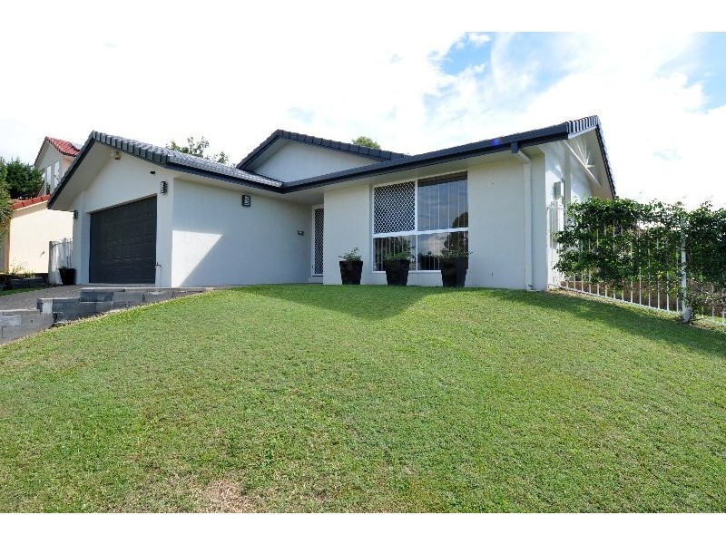 14 Pearson Close, Arundel QLD 4214