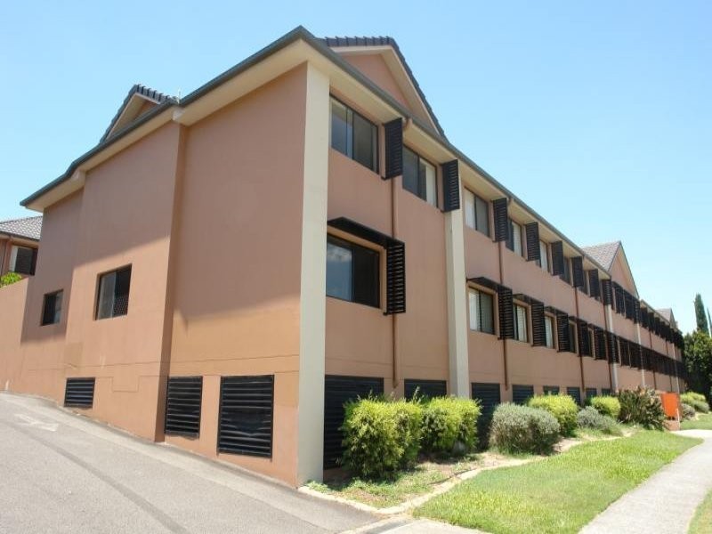 27/13 Tonga Place, Parkwood QLD 4214