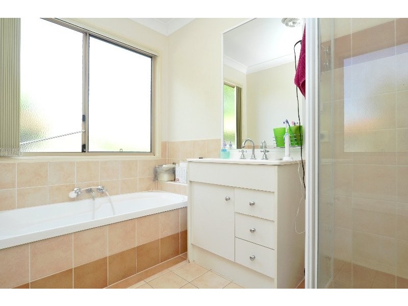 25 Tee Trees Boulevarde, Arundel QLD 4214