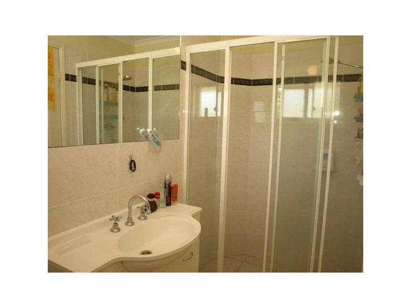 1/61 Imperial Parade, Labrador QLD 4215