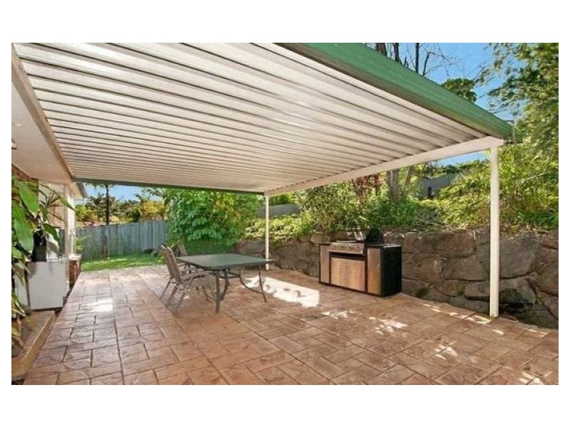 4 Wayville Place, Robina QLD 4226